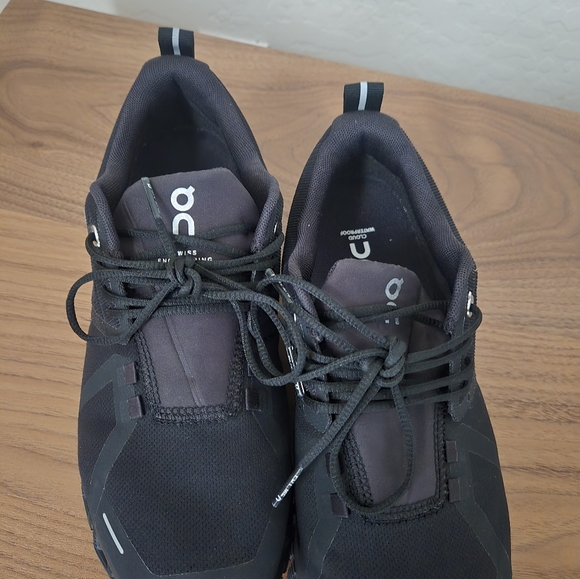 ON cloud - Picture 2 of 6